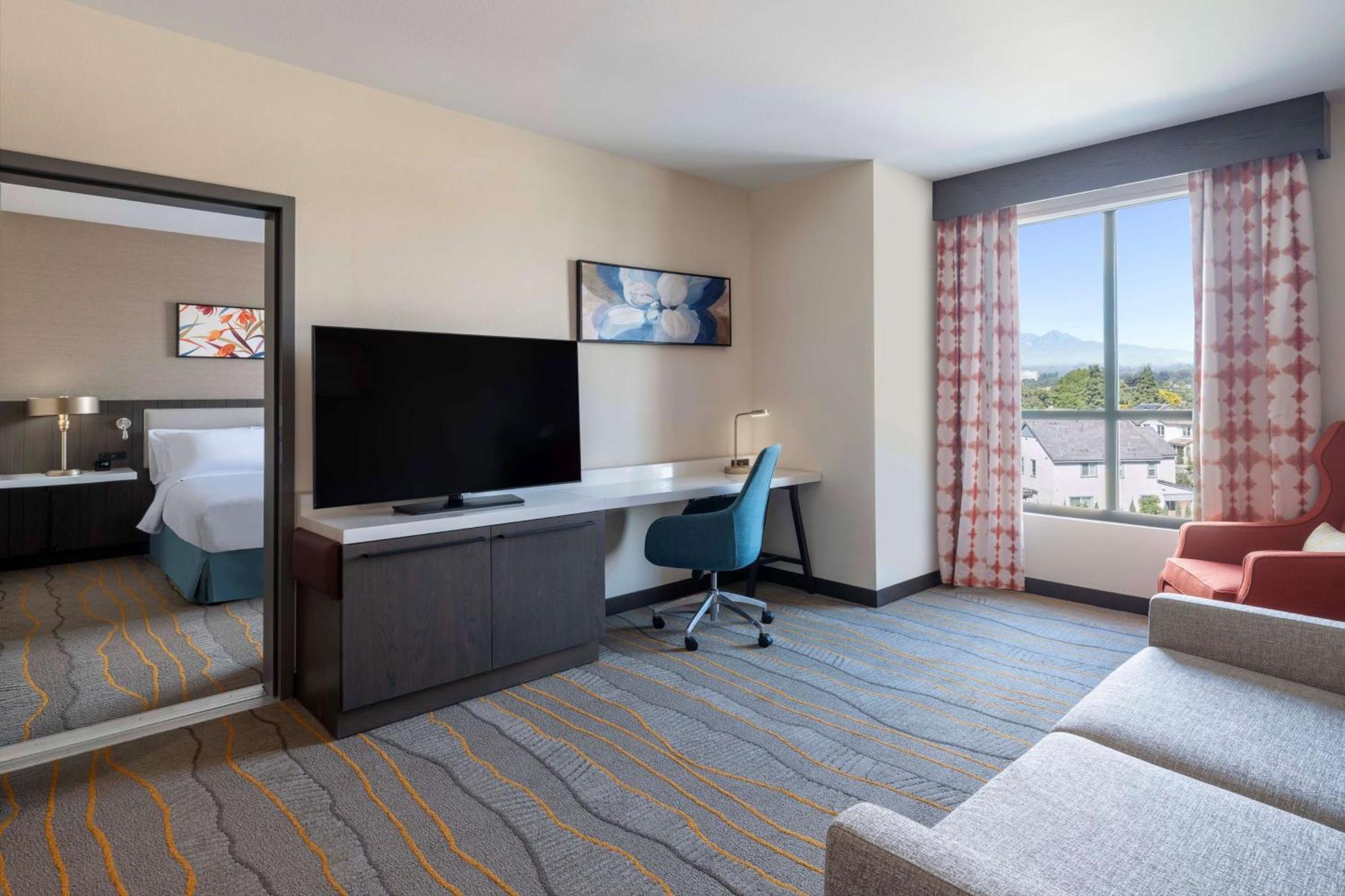Hilton Garden Pomona, Ca 3*