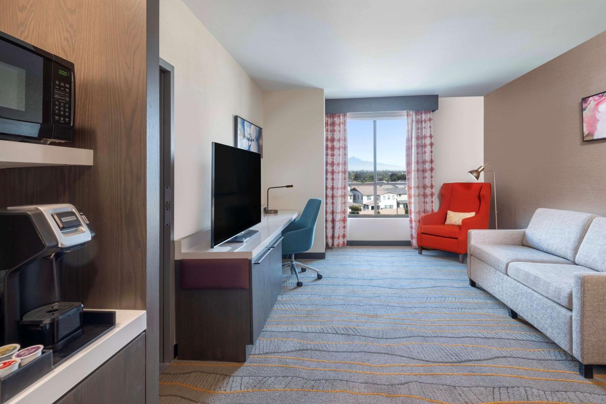 Hilton Garden Pomona, Ca